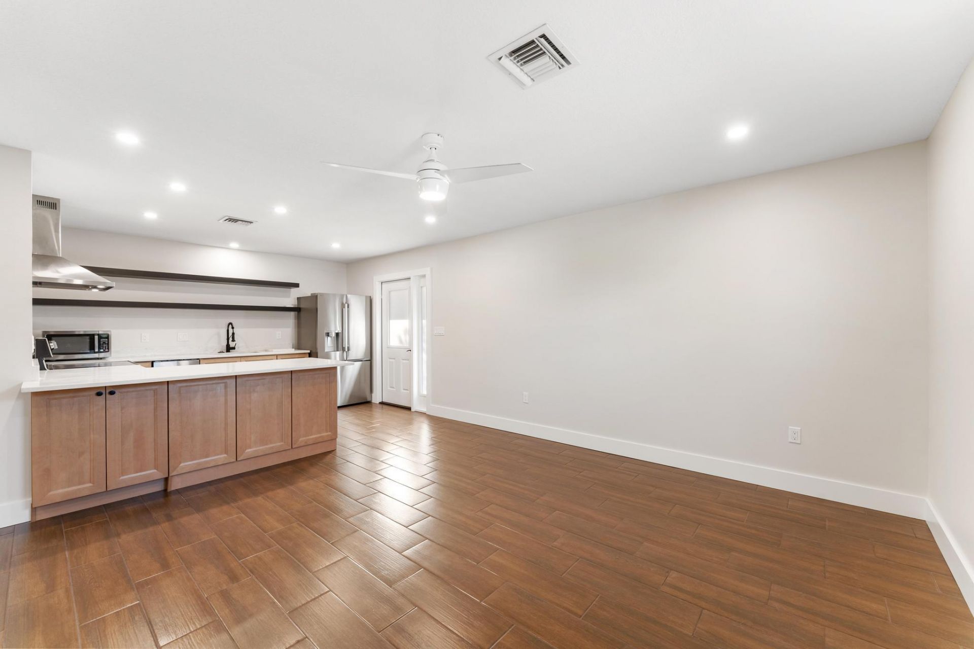 516 SW Camden Avenue, Stuart, FL 34994 Photo