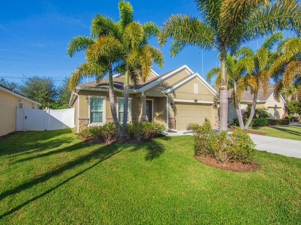 8095 Westfield Circle, Vero Beach, FL 32966