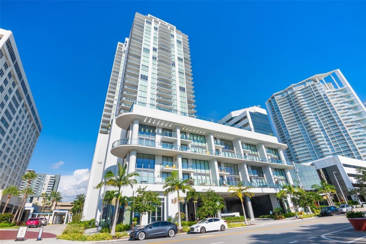 301 1st Street S, Unit 2402, Saint Petersburg, FL 33701 Photo