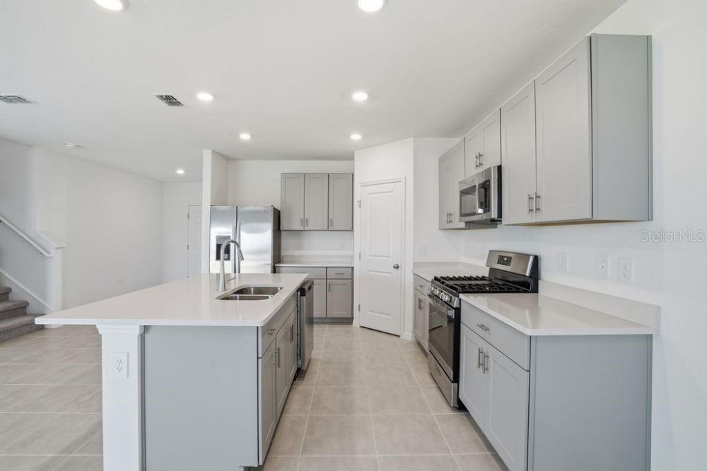 13239 Commons Avenue, Parrish, FL 34219 Photo