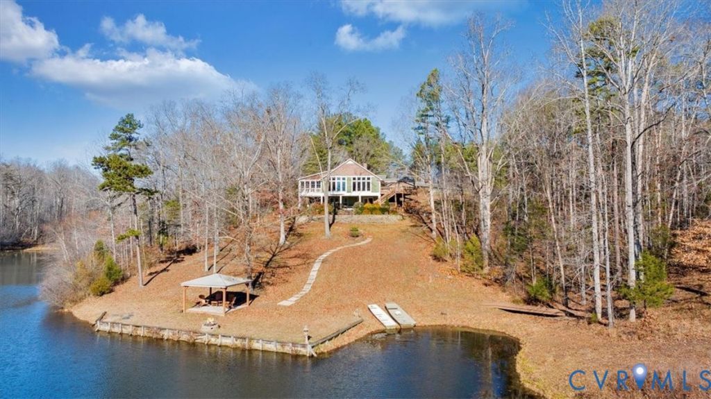 780 Dry Bridge Road, Farmville, VA 23901 Main Photo