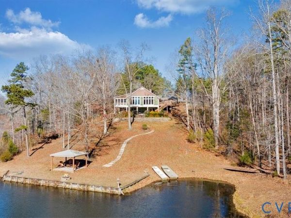 780 Dry Bridge Road, Farmville, VA 23901