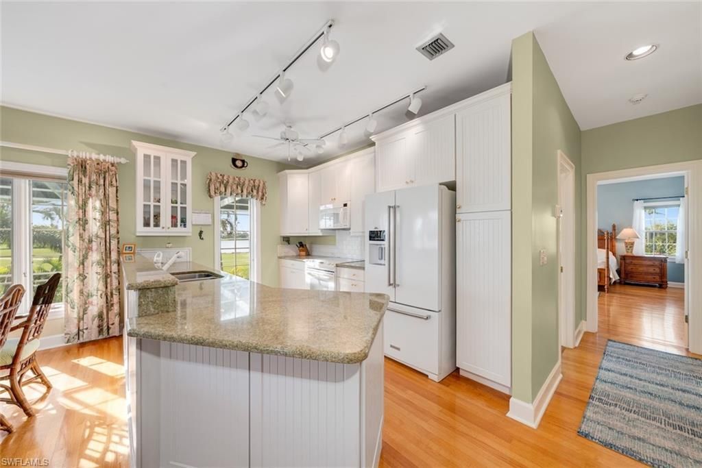 1172 Kittiwake Cir, Sanibel, FL 33957 Photo