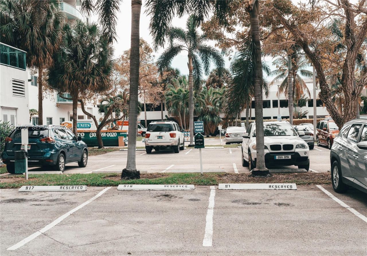 19380 Collins Ave, Unit 1003, Sunny Isles Beach, FL 33160 Photo