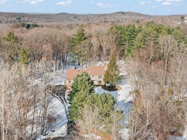 3 Lisa Court, Red Hook, NY 12571