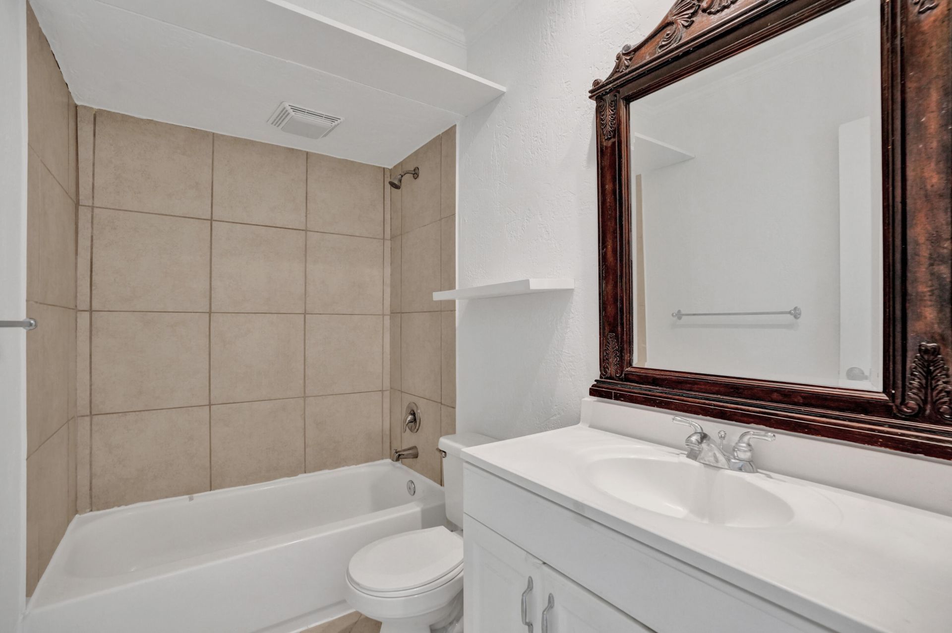 2311 NE 36th Street, Unit 2f, Lighthouse Point, FL 33064 Photo