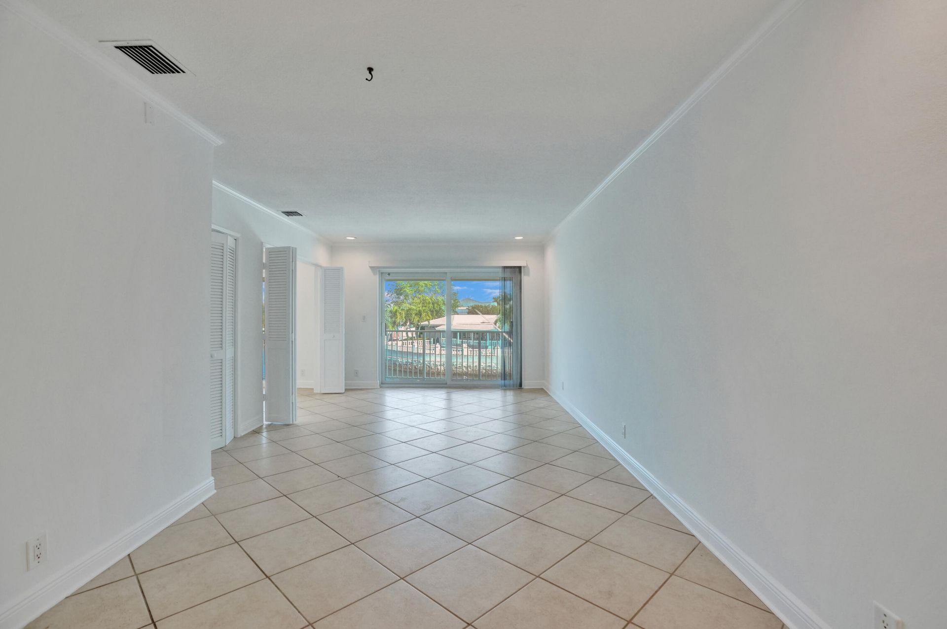 2311 NE 36th Street, Unit 2f, Lighthouse Point, FL 33064 Photo