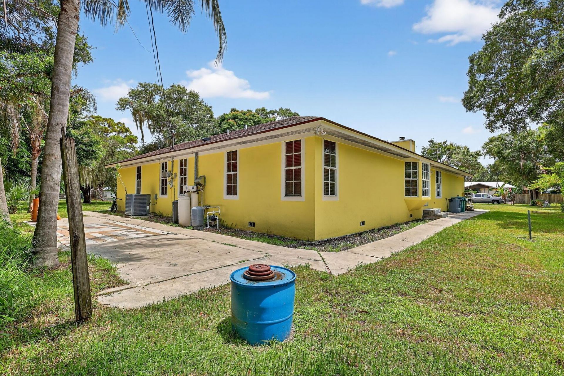 600 Gopher Hill Road, Fort Pierce, FL 34982 Photo