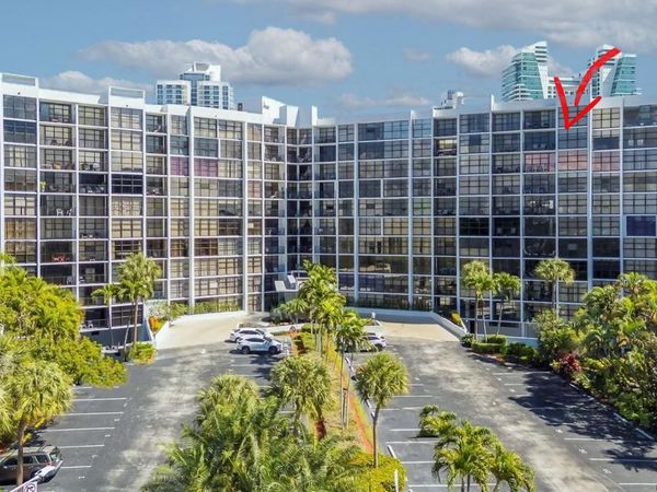 600 Parkview Dr, Unit 1029, Hallandale Beach, FL 33009