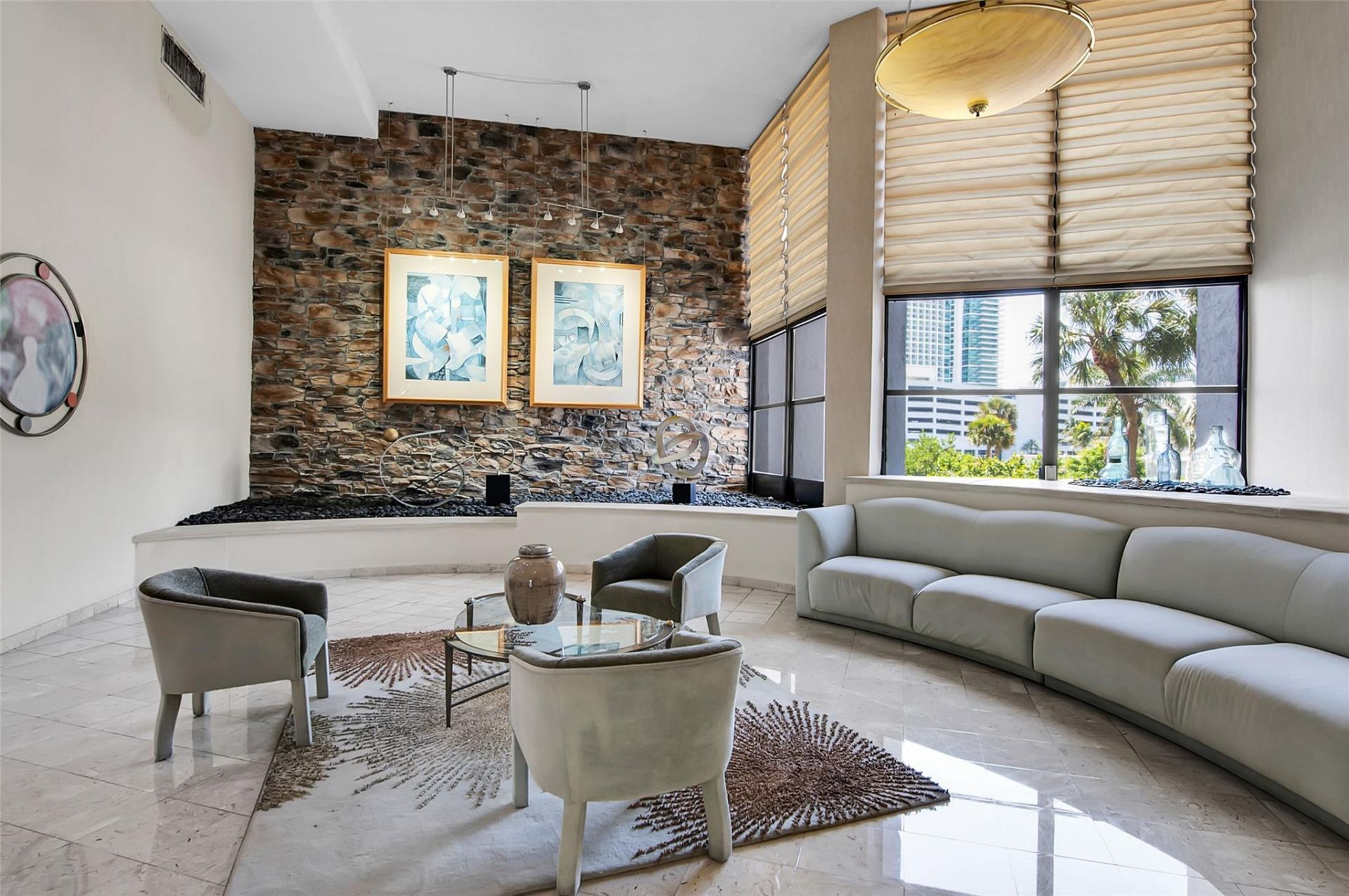 600 Parkview Drive, Unit 1029, Hallandale Beach, FL 33009 Photo