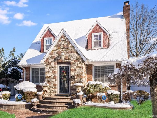 122 Hamilton Road, Hempstead, NY 11550