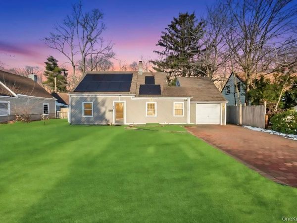 66 Maplewood Drive, Westbury, NY 11590