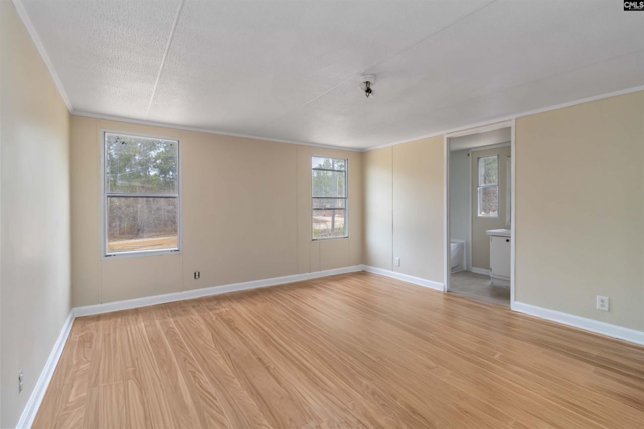 625 Arabian Drive Photo 10