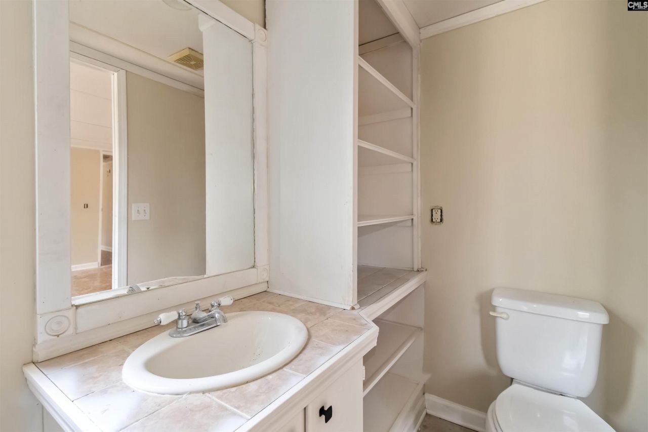 625 Arabian Drive Photo 13