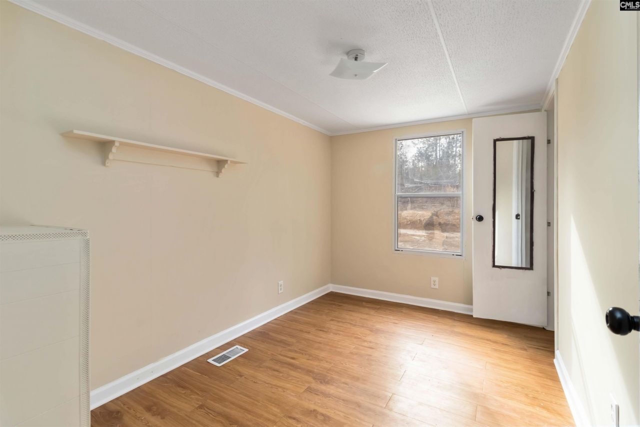 625 Arabian Drive Photo 14