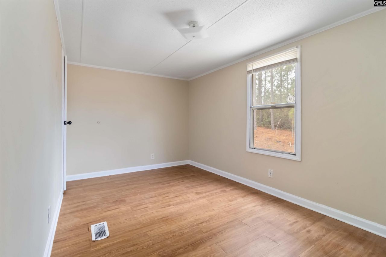 625 Arabian Drive Photo 17