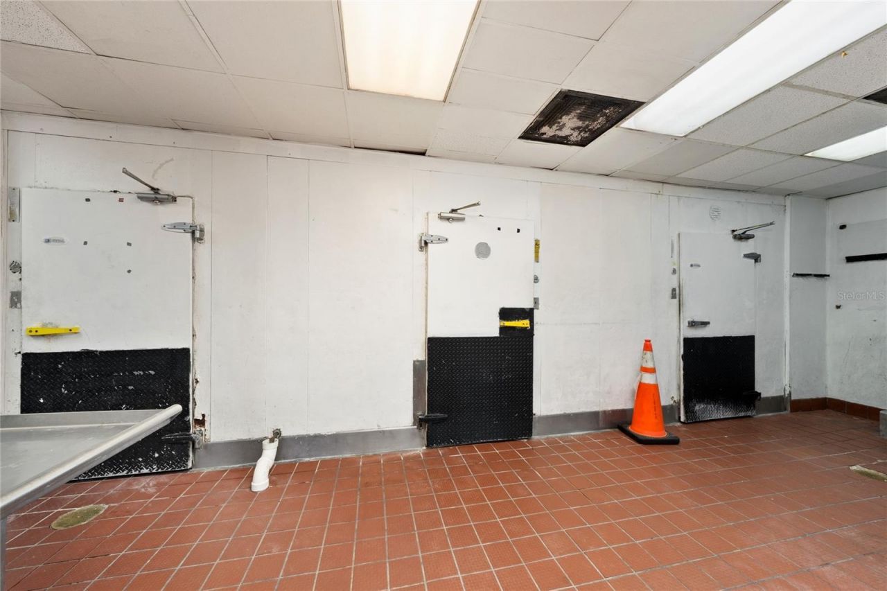 7155 S Orange Blossom Trail, Orlando, FL 32809 Photo