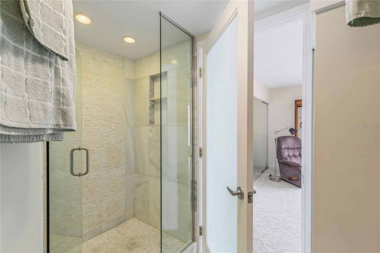 440 S Gulfview Boulevard, Unit 1705, Clearwater Beach, FL 33767 Photo
