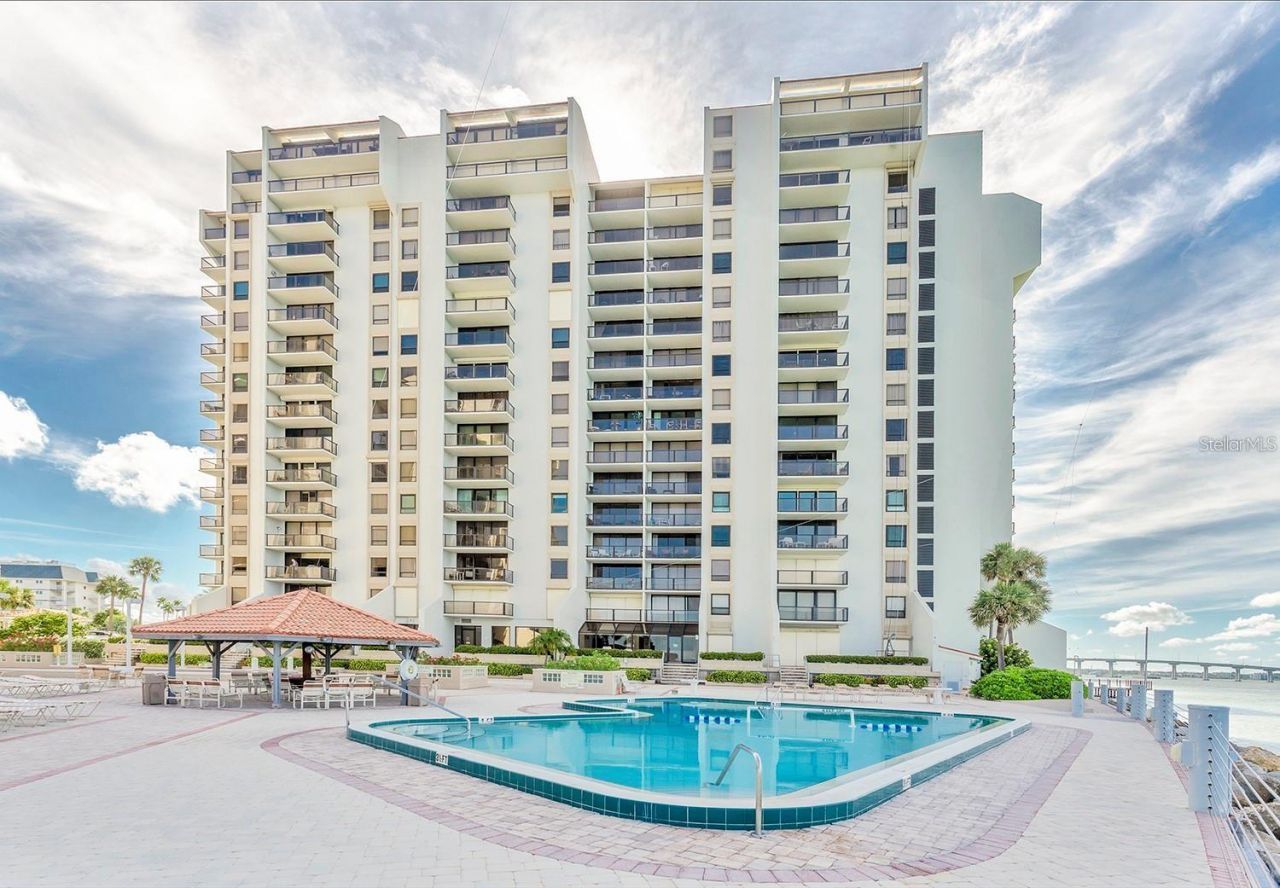 440 S Gulfview Boulevard, Unit 1705, Clearwater Beach, FL 33767 Photo