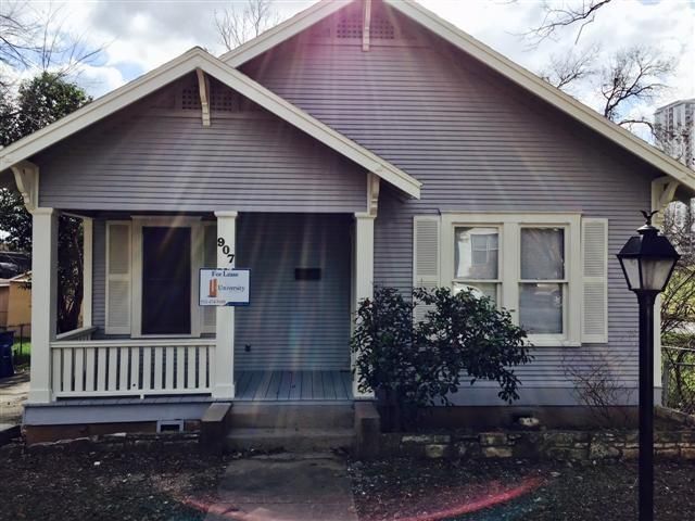 907 Taylor St, Austin, TX 78702 Main Photo