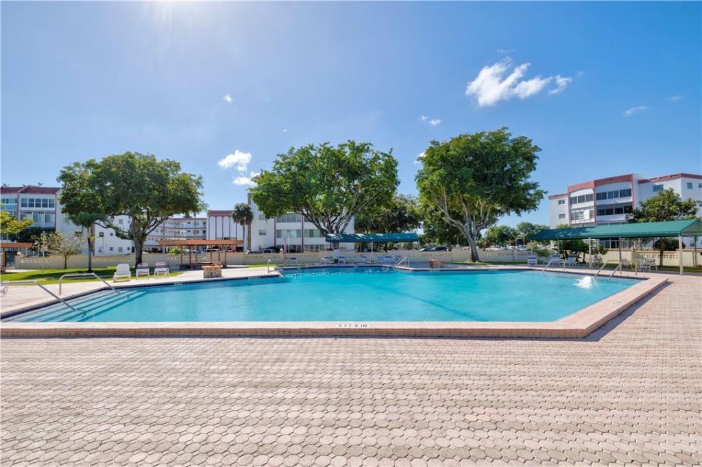 3990 NW 42nd Avenue, Unit #108, Lauderdale Lakes, FL 33319 Photo