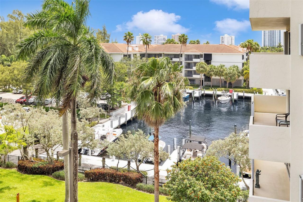 3200 N Port Royale Dr N, Unit 511, Fort Lauderdale, FL 33308 Photo