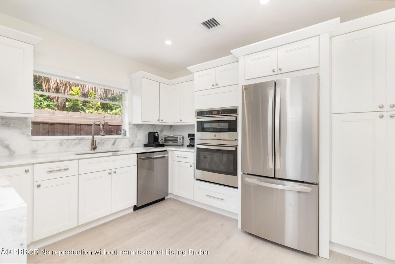 439 28th Street, West Palm Beach, FL 33407 Photo