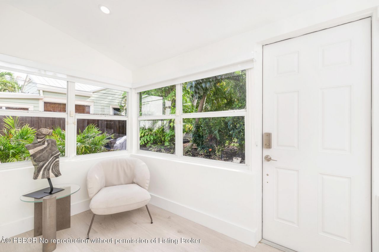 439 28th Street, West Palm Beach, FL 33407 Photo