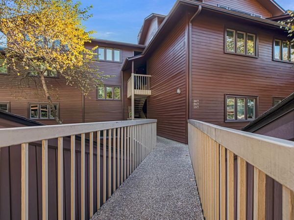 142 Lake Hamilton Drive, Hot Springs, AR 71913