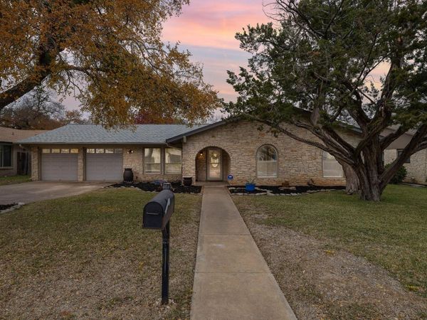 1204 Lime Rock DR, Round Rock, TX 78681