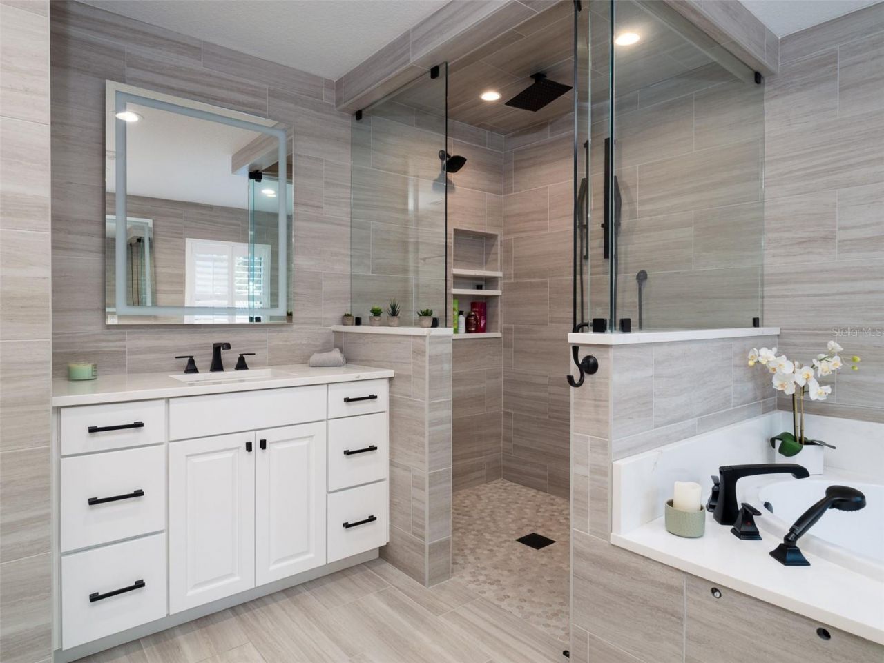 9710 NW 160th Avenue, Morriston, FL 32668 Photo