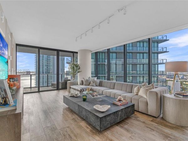 650 NE 32nd St , Unit 2901, Miami, FL 33137