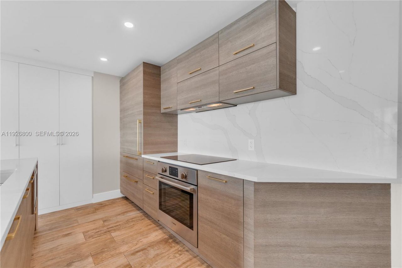 650 NE 32nd St, Unit 2901, Miami, FL 33137 Photo