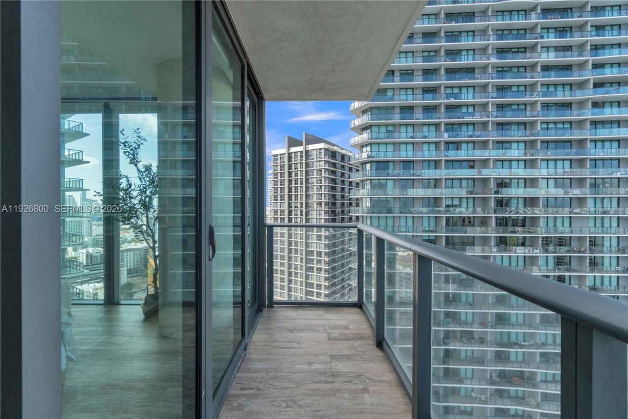 650 NE 32nd St, Unit 2901, Miami, FL 33137 Photo