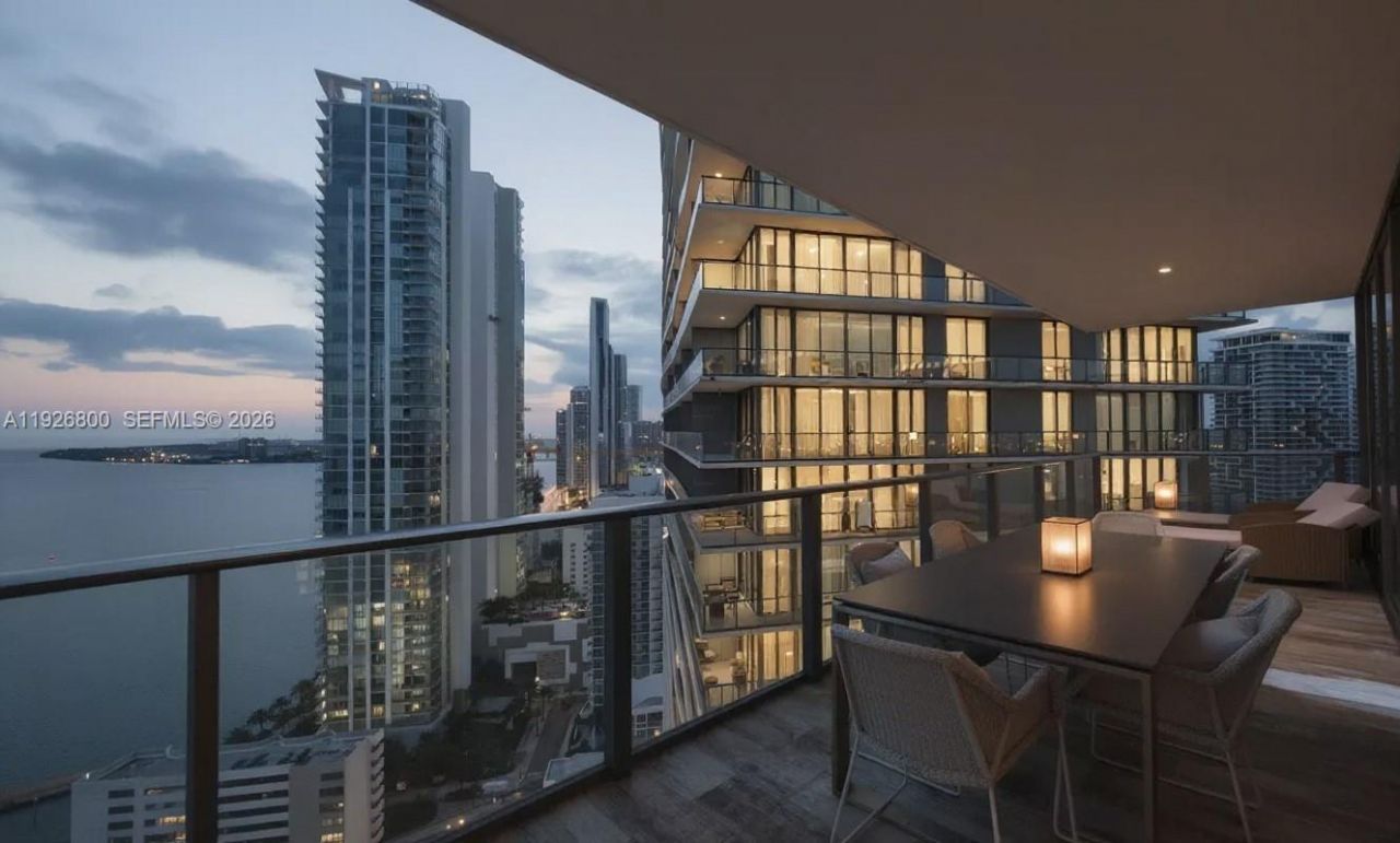 650 NE 32nd St, Unit 2901, Miami, FL 33137 Photo