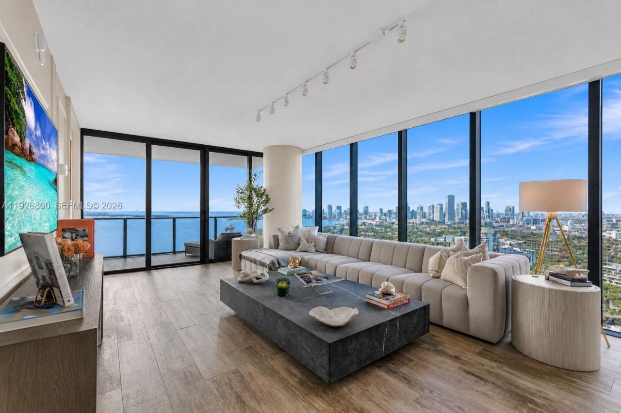 650 NE 32nd St, Unit 2901, Miami, FL 33137 Photo