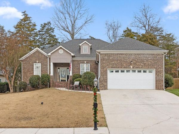 8877 Sunridge Drive, Ooltewah, TN 37363