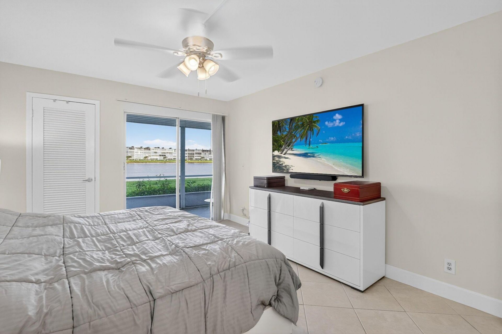 1090 Guildford E, Unit 1090, Boca Raton, FL 33434 Photo