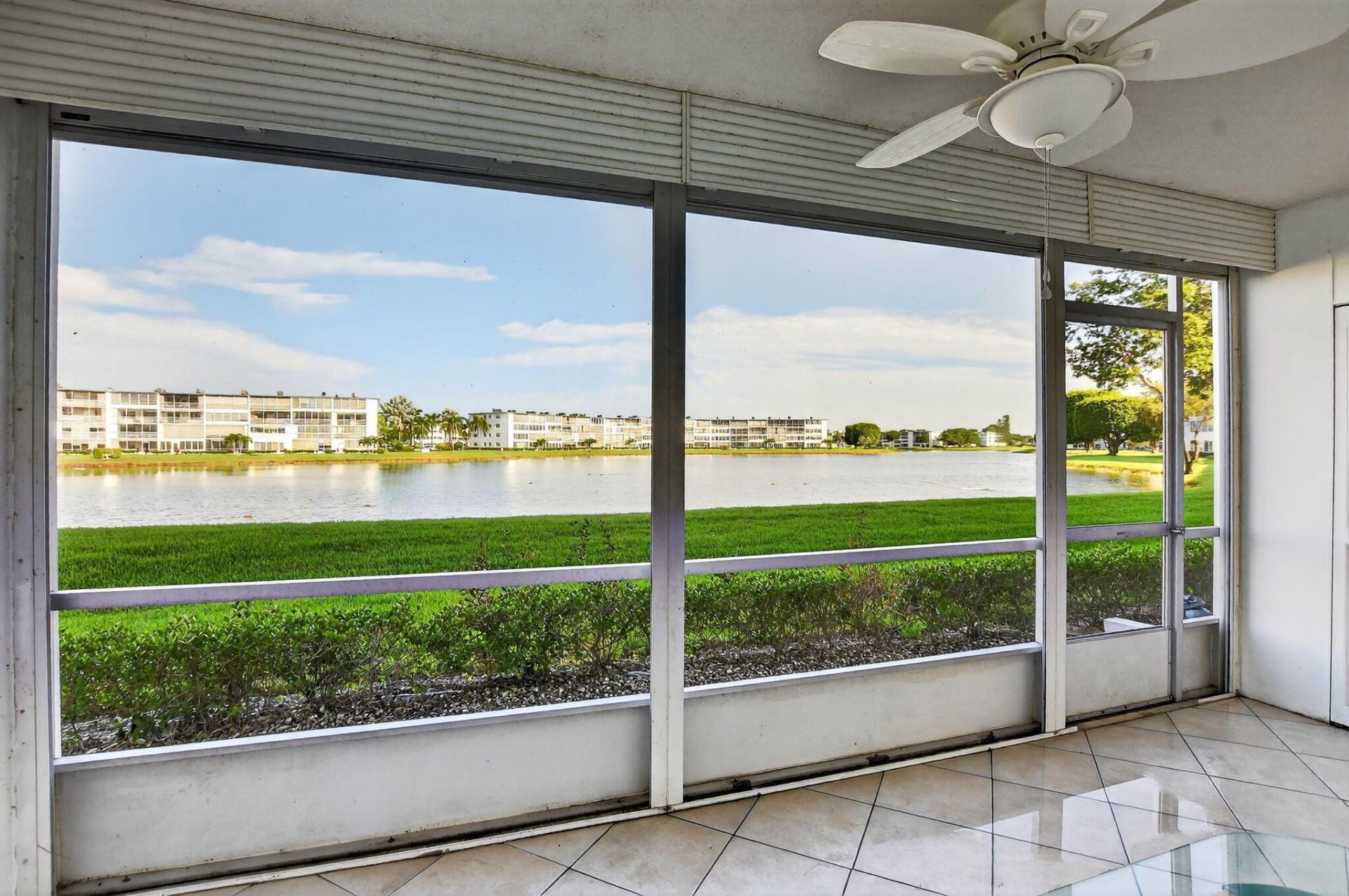 1090 Guildford E, Unit 1090, Boca Raton, FL 33434 Photo