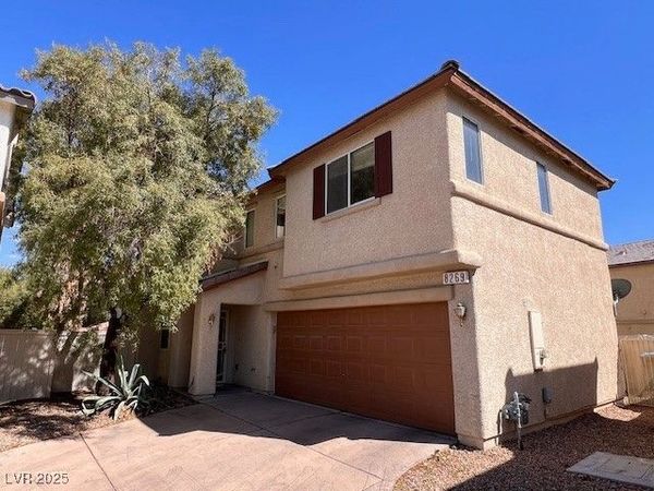 8269 Wildwood Glen Drive, Las Vegas, NV 89131