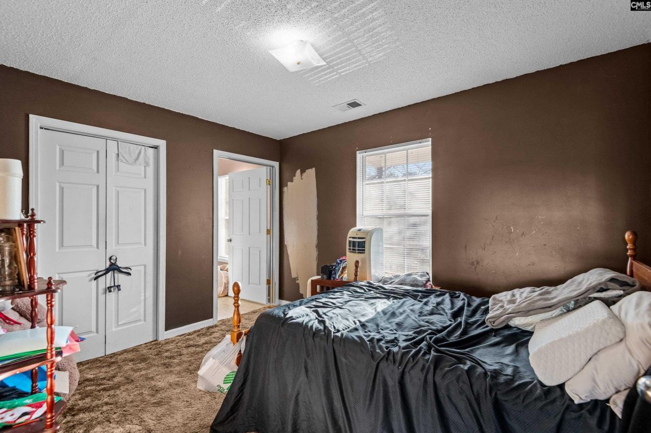 1036 Rockyknoll Drive Photo 12