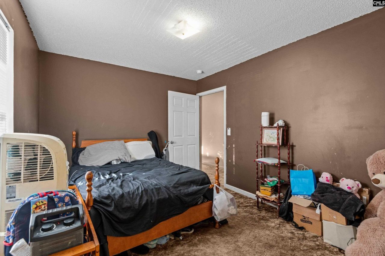 1036 Rockyknoll Drive Photo 13