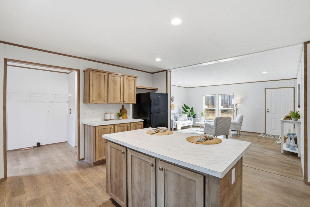 230 Carolina Drive Photo 12