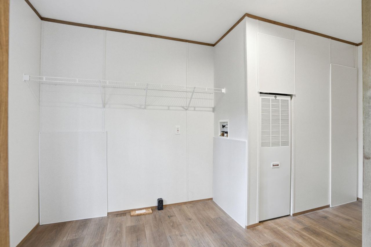 230 Carolina Drive Photo 24