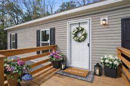 230 Carolina Drive photo 4