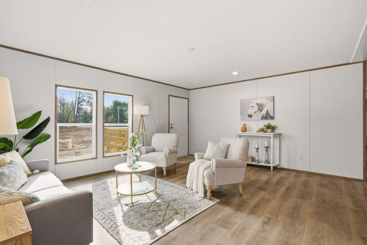 230 Carolina Drive Photo 8