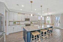 168 Clearblue Loop photo 4