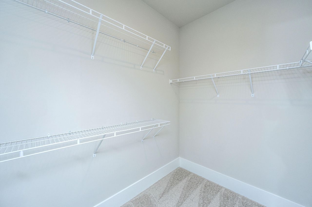 168 Clearblue Loop Photo 23