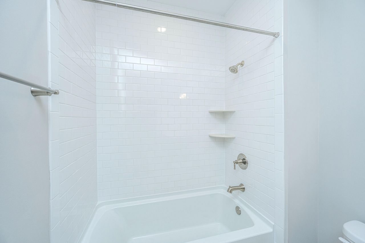 168 Clearblue Loop Photo 29