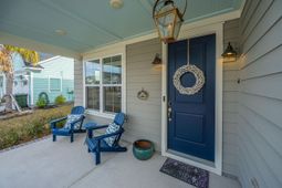 168 Clearblue Loop photo 4